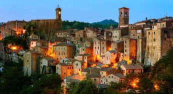 Tra rocce e case scavate nel tufo si nasconde la GIORDANIA TOSCANA | Sembra di essere a Petra, posto da fiaba