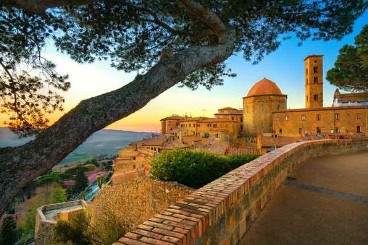 Catania Toscana a due passi Firenze identico