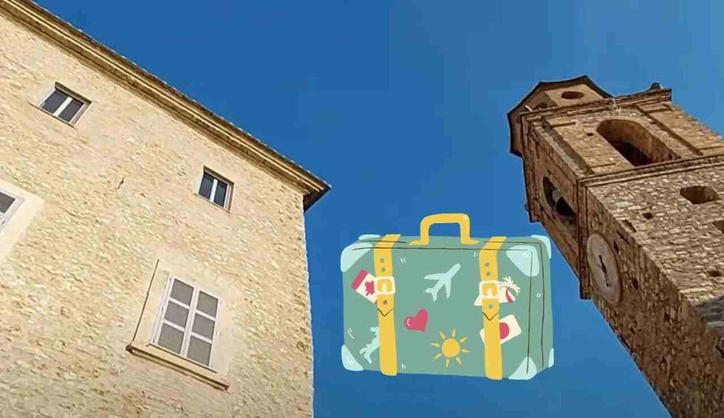 Tra dolci colline e paesaggi sperduti si erge il BORGO FANTASMA d’Italia | Ci vai e ti perdi in 3 minuti
