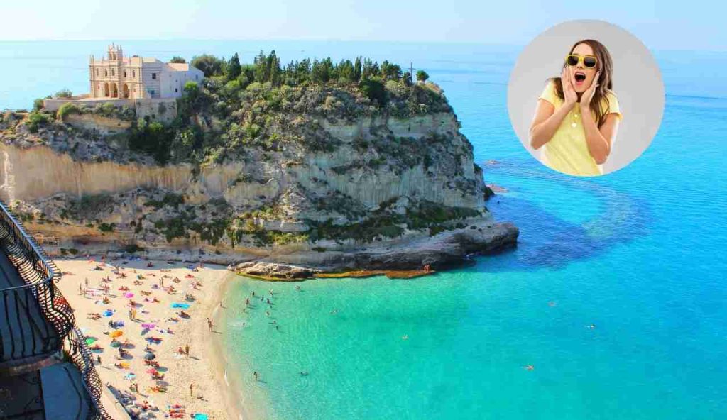 Molti ignorano che in Calabria si trova la MALIBU D’ITALIA | Spiaggia finissima e acqua turchese, trovi pure i surfisti