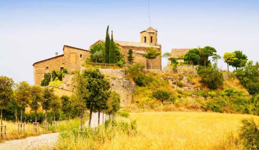 Ai piedi delle colline toscane nasce la città che trasforma ogni cosa in ORO | Ci vai e diventi ricco subito