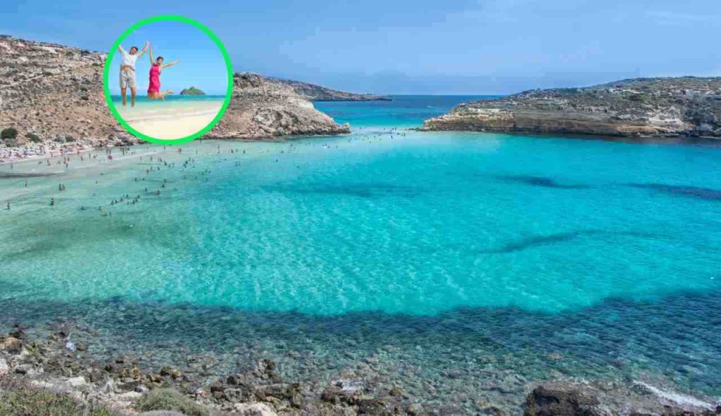La Piscina Di Dio è in Italia, e ce la invidia il mondo | Una chiesa di sabbia e mare ai confini della realtà