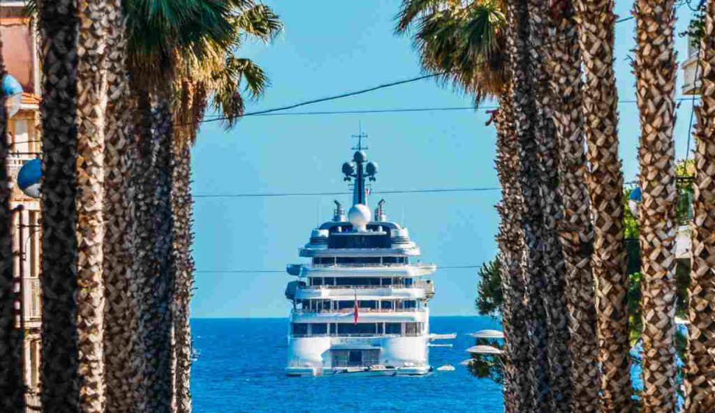 Crociera in COSTA AZZURRA a 77€, il sogno diventa realtà | Il romanticismo viaggia in nave, e finalmente è alla portata di tutti