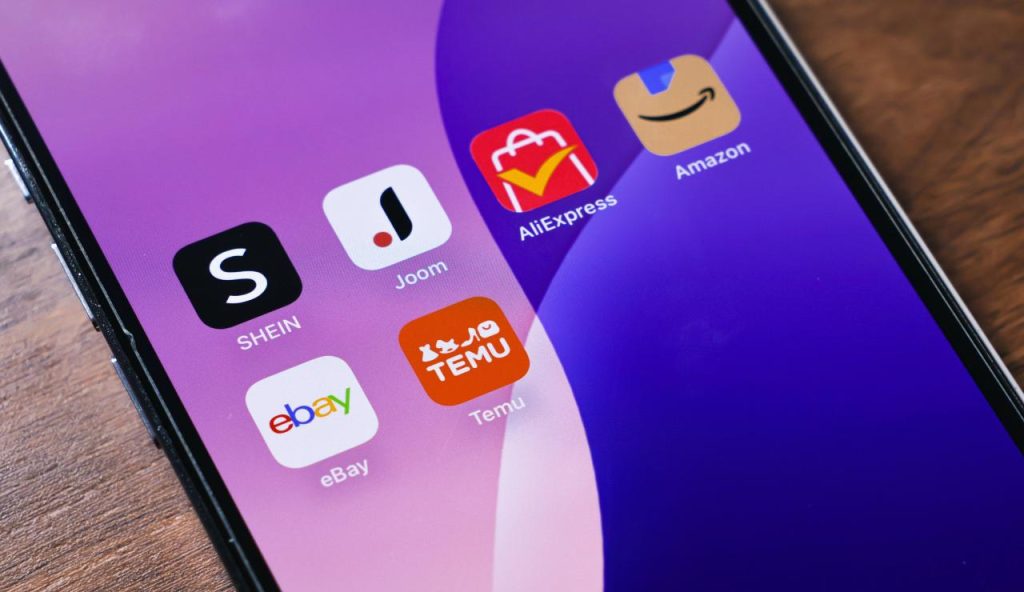 Dimentica Temu e Shein, la nuova frontiera del fast fashion è HAUL: in poche ore ricevi il tuo pacco express da tutto il mondo