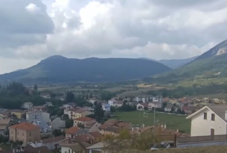Paese freddo Italia