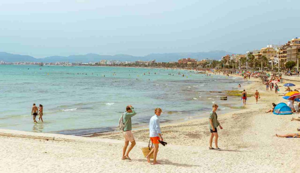 Boom di TRUFFE in SPIAGGIA, in questa Regione non si contano più | Chiunque potrebbe cadere nel tranello: puoi tutelarti solo così