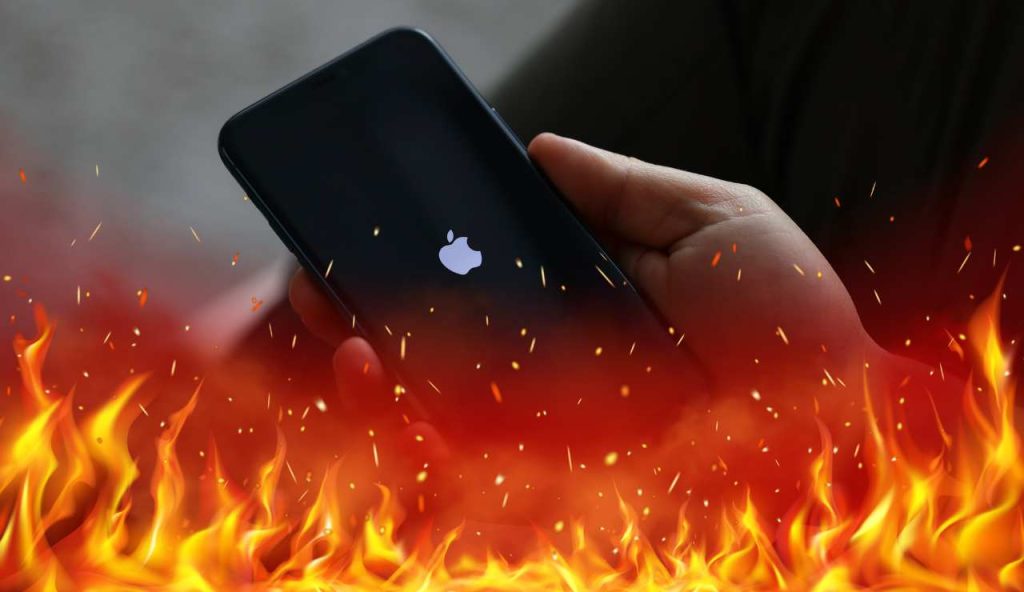 iPhone a rischio INCENDIO, Apple lancia l’allarme: mai riporre il tuo dispositivo in questa zona della casa | Una bomba a orologeria