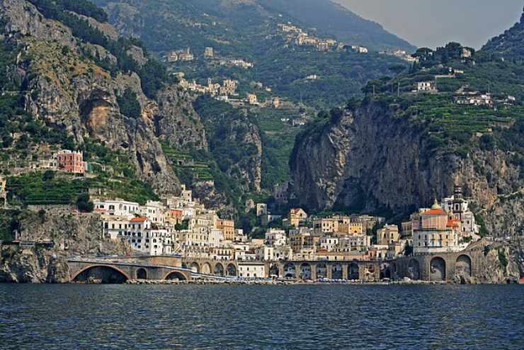 Atrani (Jensens - Wikimedia commons foto) - www.cosediviaggio.it