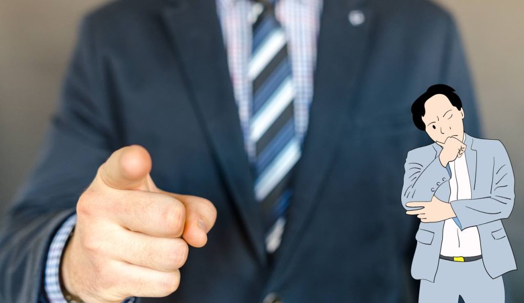 È LUI IL PIU’ RICCO in Italia: mentre tu fai la spesa col volantino, lui guadagna 100.000€ prima di finire il caffè | Un capitale da infarto