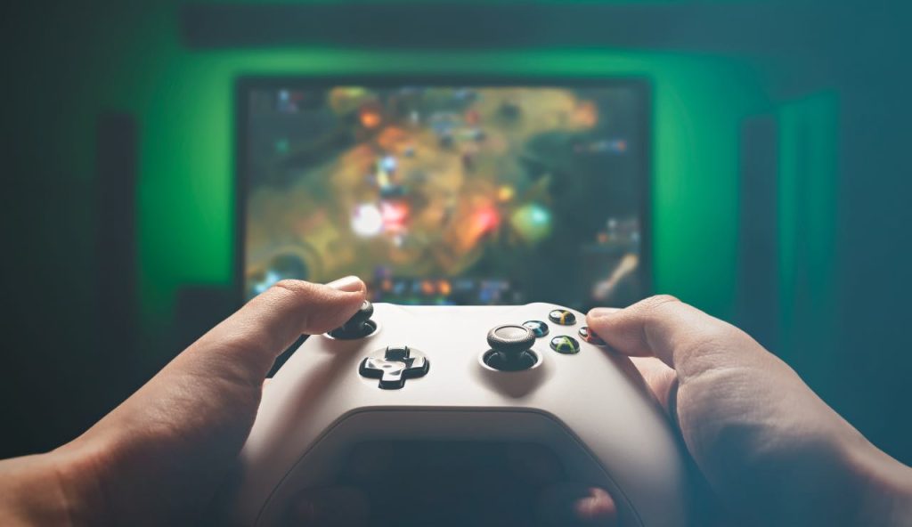 “HAI 6 GIORNI PER SALVARE IL MONDO e una sola possibilità”: online il gioco gratis che ha fatto impazzire il web: te la senti?